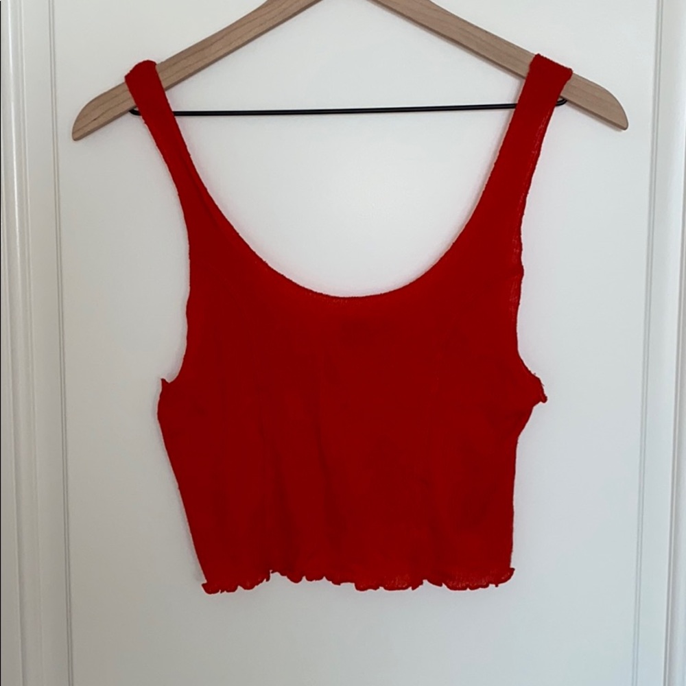 UO Cropped tank